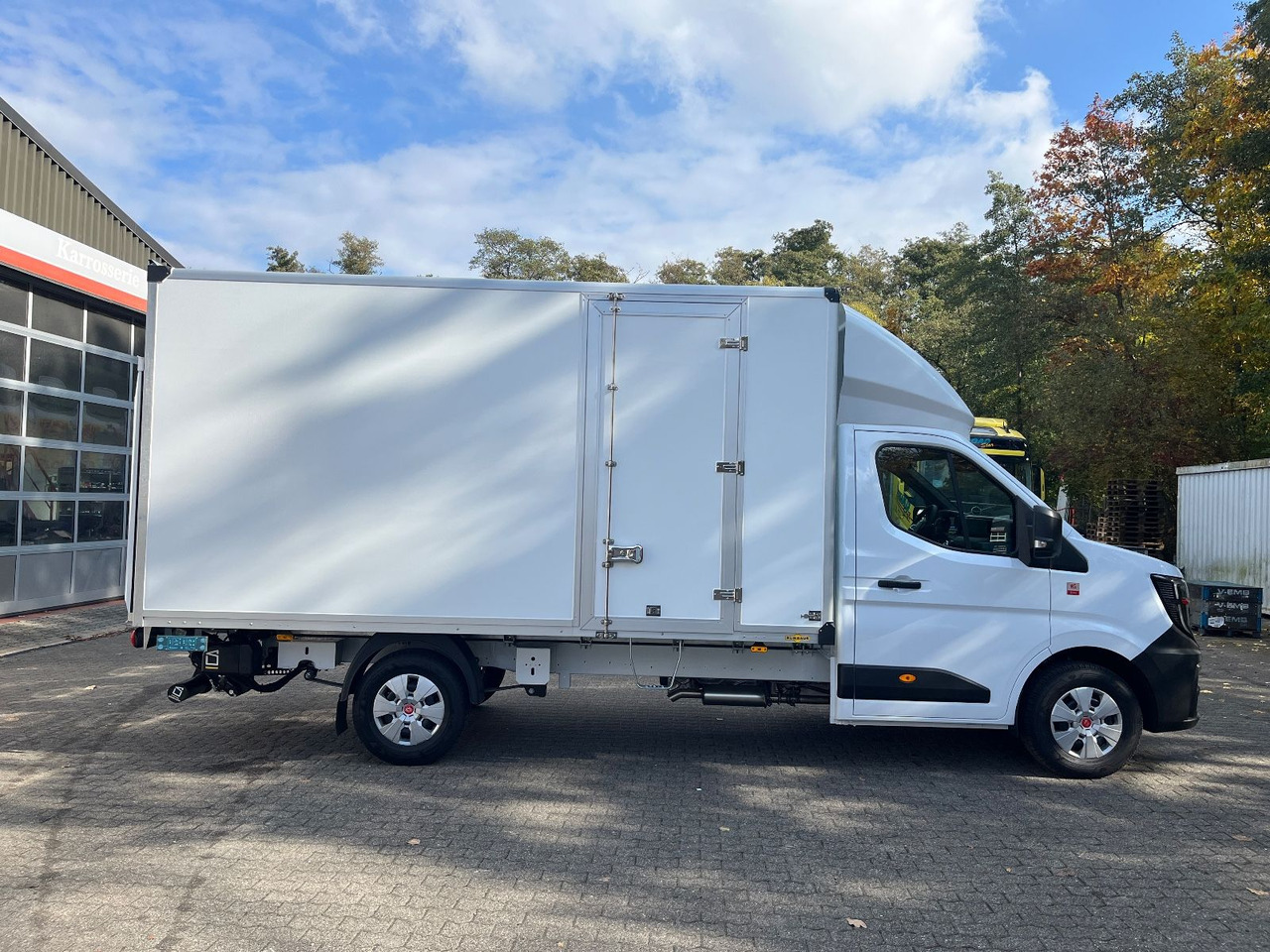 Renault MASTER MIT HUMBAUR KOFFERAUFBAU - Varebil med skap: bilde 3 Renault MASTER MIT HUMBAUR KOFFERAUFBAU - Varebil med skap: bilde 3