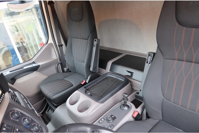 DAF LF 210 Bakwagen+ Dhollandia 1500 kg Comfort cabine - Skapbil: bilde 5 DAF LF 210 Bakwagen+ Dhollandia 1500 kg Comfort cabine - Skapbil: bilde 5