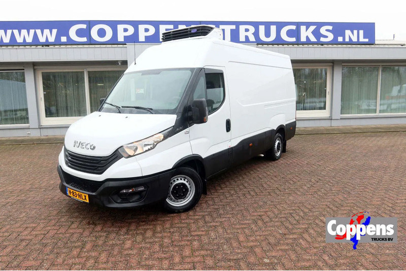 Iveco Daily 35S16 Koelen/vriezen/verwarmen Carrier Xarios 350 + nacht aansluiting 220 volt - Kjølebil: bilde 1 Iveco Daily 35S16 Koelen/vriezen/verwarmen Carrier Xarios 350 + nacht aansluiting 220 volt - Kjølebil: bilde 1