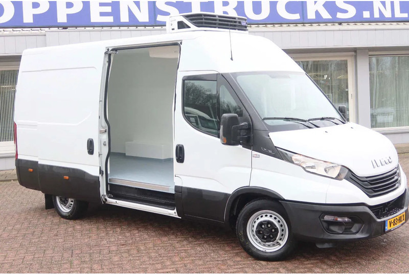 Iveco Daily 35S16 Koelen/vriezen/verwarmen Carrier Xarios 350 + nacht aansluiting 220 volt - Kjølebil: bilde 3 Iveco Daily 35S16 Koelen/vriezen/verwarmen Carrier Xarios 350 + nacht aansluiting 220 volt - Kjølebil: bilde 3