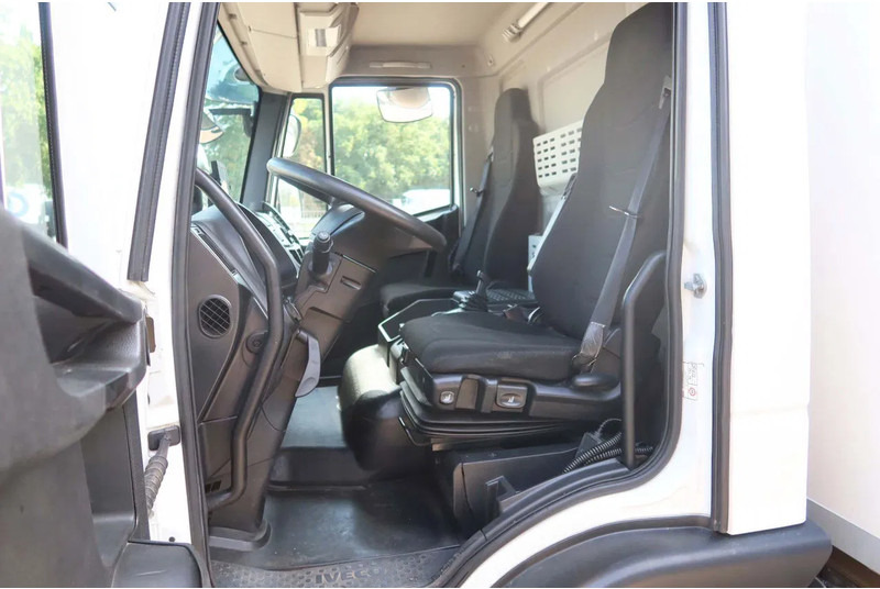 Iveco EuroCargo 120 El 210L Carrier Supra 850 MT Koel/Vries+Klep Bitemp met verplaatsbare wand - Lastebil med kjøl: bilde 5 Iveco EuroCargo 120 El 210L Carrier Supra 850 MT Koel/Vries+Klep Bitemp met verplaatsbare wand - Lastebil med kjøl: bilde 5