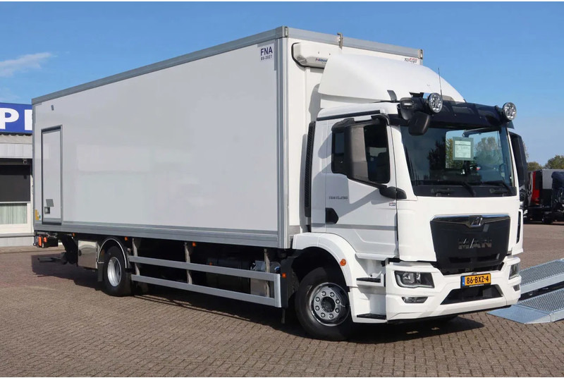 MAN TGM 15.290 Bak + klep Full air suspension Euro 6 Automaat - Skapbil: bilde 2 MAN TGM 15.290 Bak + klep Full air suspension Euro 6 Automaat - Skapbil: bilde 2
