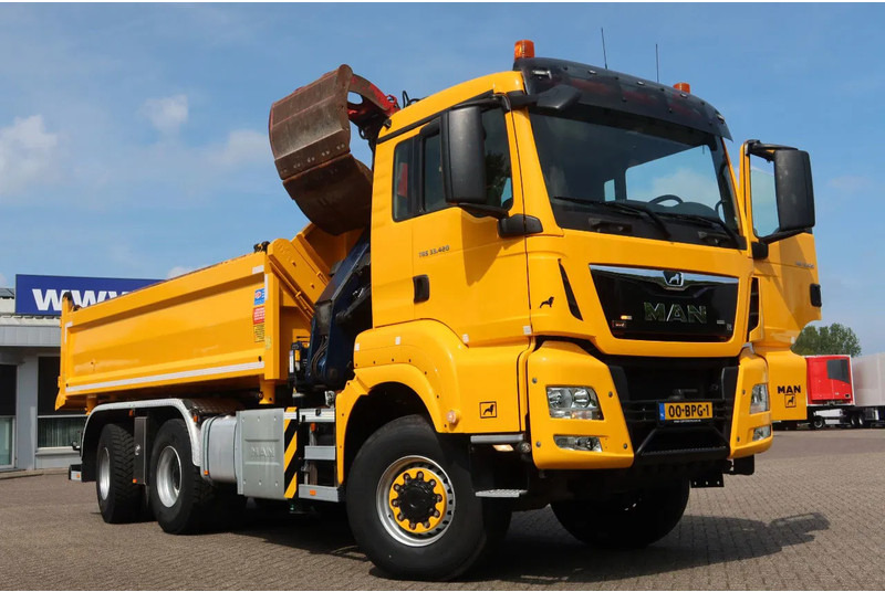 MAN TGS 33.420 2 Zijdige kipper + Kraan 6x6 Stuur as - Tippbil, Kranbil: bilde 2 MAN TGS 33.420 2 Zijdige kipper + Kraan 6x6 Stuur as - Tippbil, Kranbil: bilde 2