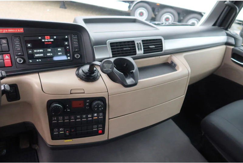 MAN TGS 35.360 Oprijwagen + HIAB 228 E3 Kraan 8x2 - Transporter lastebil: bilde 5 MAN TGS 35.360 Oprijwagen + HIAB 228 E3 Kraan 8x2 - Transporter lastebil: bilde 5