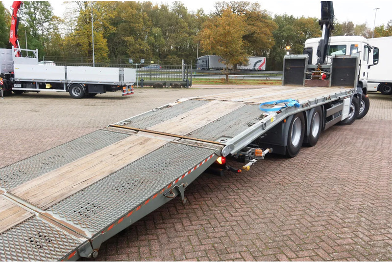 MAN TGS 35.360 Oprijwagen + HIAB 228 E3 Kraan 8x2 - Transporter lastebil: bilde 3 MAN TGS 35.360 Oprijwagen + HIAB 228 E3 Kraan 8x2 - Transporter lastebil: bilde 3