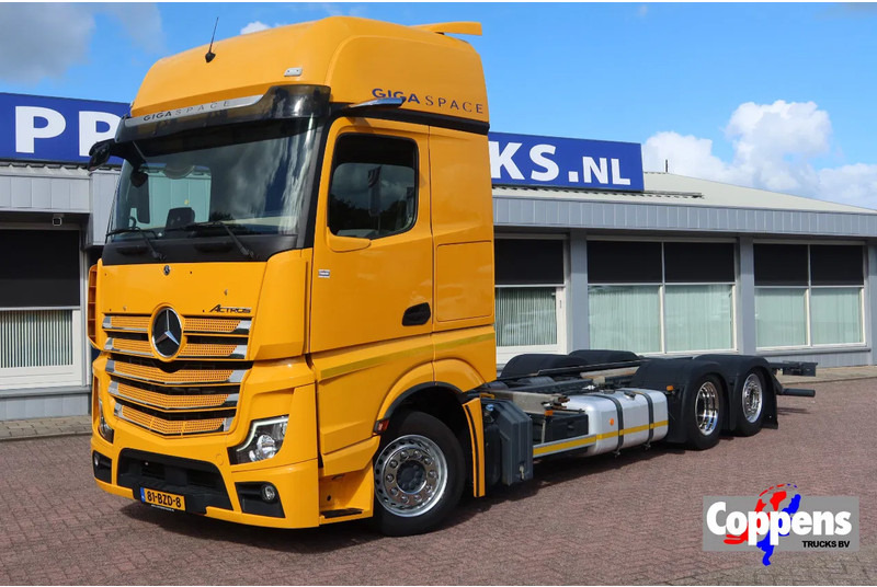 Mercedes-Benz Actros - Chassis lastebil: bilde 1 Mercedes-Benz Actros - Chassis lastebil: bilde 1
