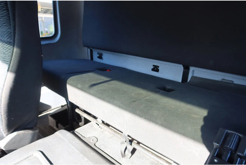 Mercedes-Benz Atego 1221 L Takelwagen 6 Persoons - Transporter lastebil: bilde 5 Mercedes-Benz Atego 1221 L Takelwagen 6 Persoons - Transporter lastebil: bilde 5