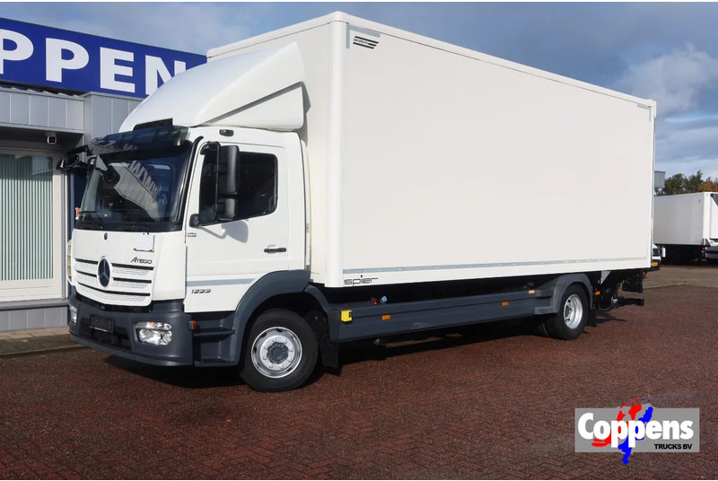Mercedes-Benz Atego 1223 L Bak + Klep Bar 3000 KG - Skapbil: bilde 1 Mercedes-Benz Atego 1223 L Bak + Klep Bar 3000 KG - Skapbil: bilde 1