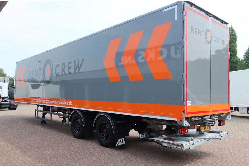 SYSTEM TRAILERS LPRS 18. 2 asser gesloten + stuuras en klep Dhollandia 2000 KG Daytona Grey - Skapsemi: bilde 2 SYSTEM TRAILERS LPRS 18. 2 asser gesloten + stuuras en klep Dhollandia 2000 KG Daytona Grey - Skapsemi: bilde 2