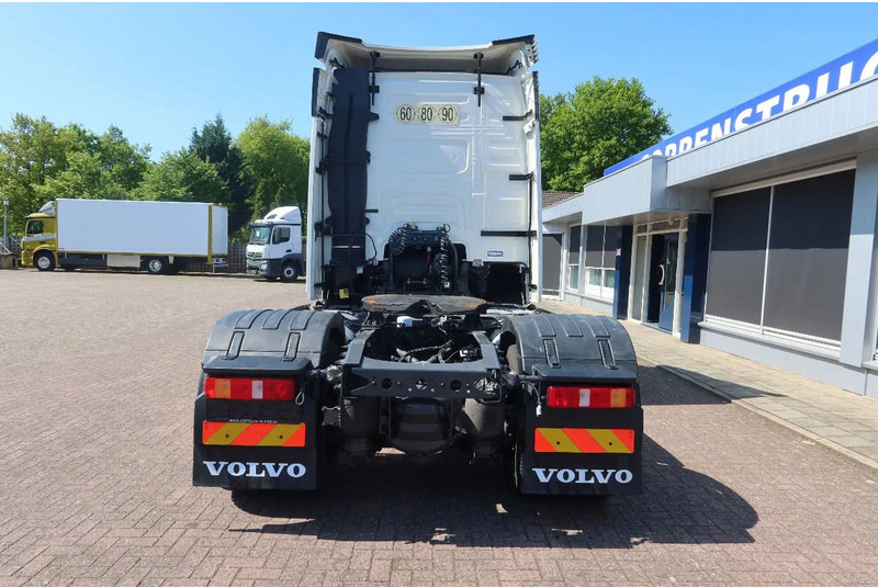 Volvo FH 460 Voith Retarder Standklima, Iparkcool - Trekkvogn: bilde 3 Volvo FH 460 Voith Retarder Standklima, Iparkcool - Trekkvogn: bilde 3