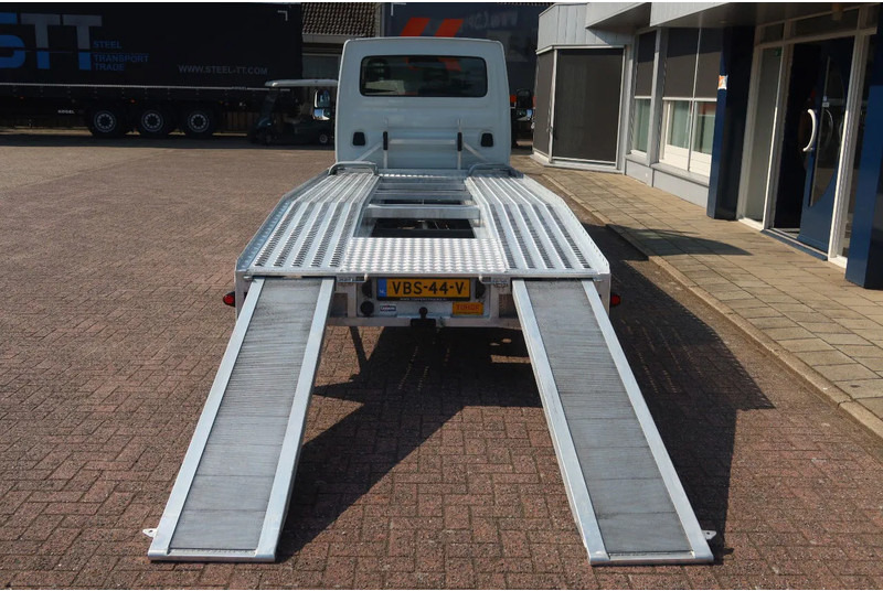 Iveco Daily 40 C 18 Luchtvering 3.0 L motor Tijhof Opbouw. Automaat - Varebil: bilde 4 Iveco Daily 40 C 18 Luchtvering 3.0 L motor Tijhof Opbouw. Automaat - Varebil: bilde 4