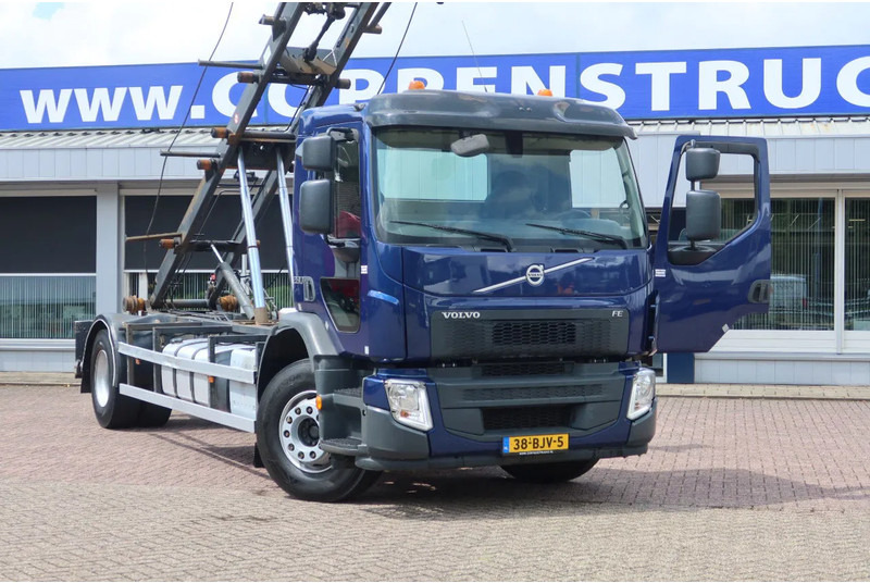 Volvo FE 280 Container / Kabelsysteem H.T.S Kabel, 15 ton, 575 cm 6 Cilinder - Lastebil med kabelsystem: bilde 2 Volvo FE 280 Container / Kabelsysteem H.T.S Kabel, 15 ton, 575 cm 6 Cilinder - Lastebil med kabelsystem: bilde 2