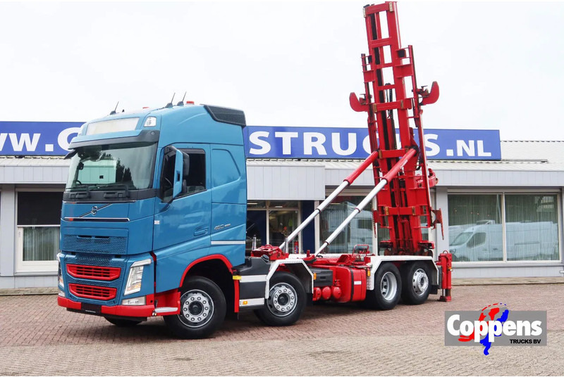 Volvo FH 460 Hooklift 8x2 Haakarm. 3x Steering axle - Lastebil med kabelsystem: bilde 1 Volvo FH 460 Hooklift 8x2 Haakarm. 3x Steering axle - Lastebil med kabelsystem: bilde 1