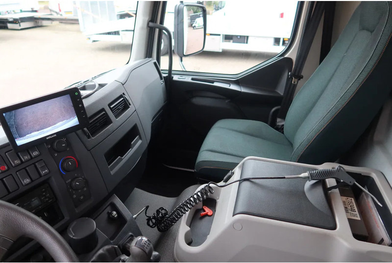 Volvo FL 250 Bakwagen + Dhollandia 1500 kg - Skapbil: bilde 5 Volvo FL 250 Bakwagen + Dhollandia 1500 kg - Skapbil: bilde 5