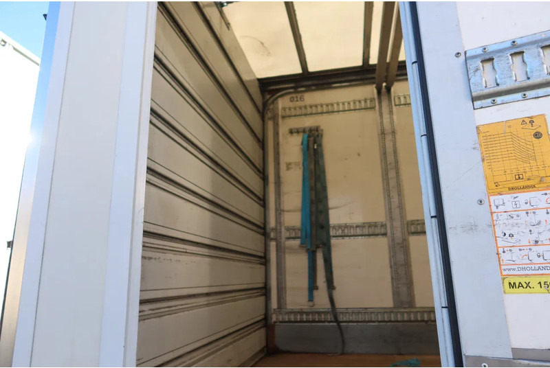 Volvo FM 420 6x2 Bak + Dhollandia klep 1500 kg + Aanhanger 94-WS-TS - Skapbil: bilde 4 Volvo FM 420 6x2 Bak + Dhollandia klep 1500 kg + Aanhanger 94-WS-TS - Skapbil: bilde 4