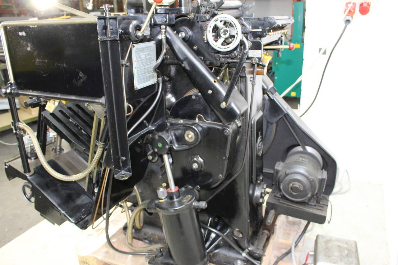 Heidelberg OHT - Papirskjæremaskin: bilde 4 Heidelberg OHT - Papirskjæremaskin: bilde 4