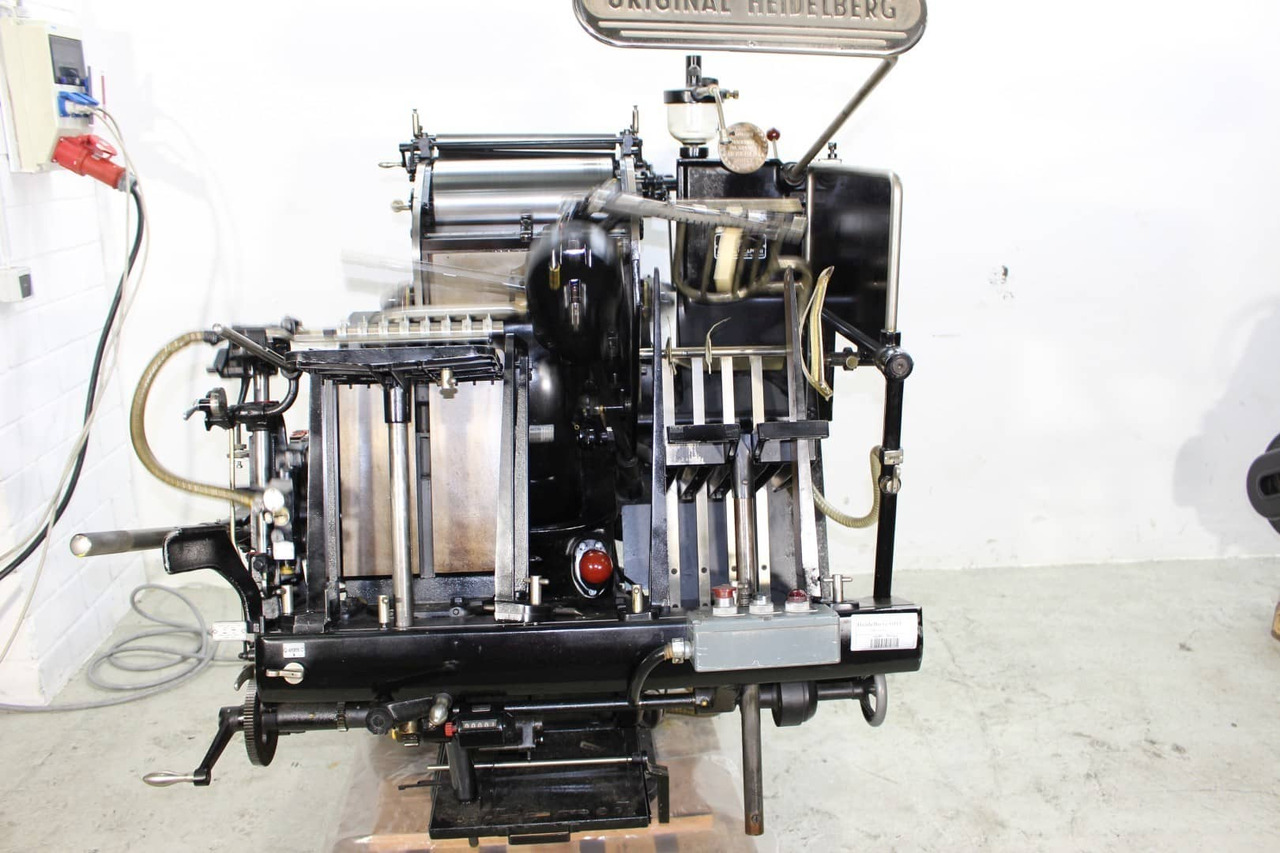 Heidelberg OHT - Papirskjæremaskin: bilde 1 Heidelberg OHT - Papirskjæremaskin: bilde 1