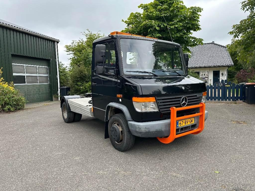Mercedes-Benz 614 (bj 2005) - BE trekkvogn: bilde 1 Mercedes-Benz 614 (bj 2005) - BE trekkvogn: bilde 1
