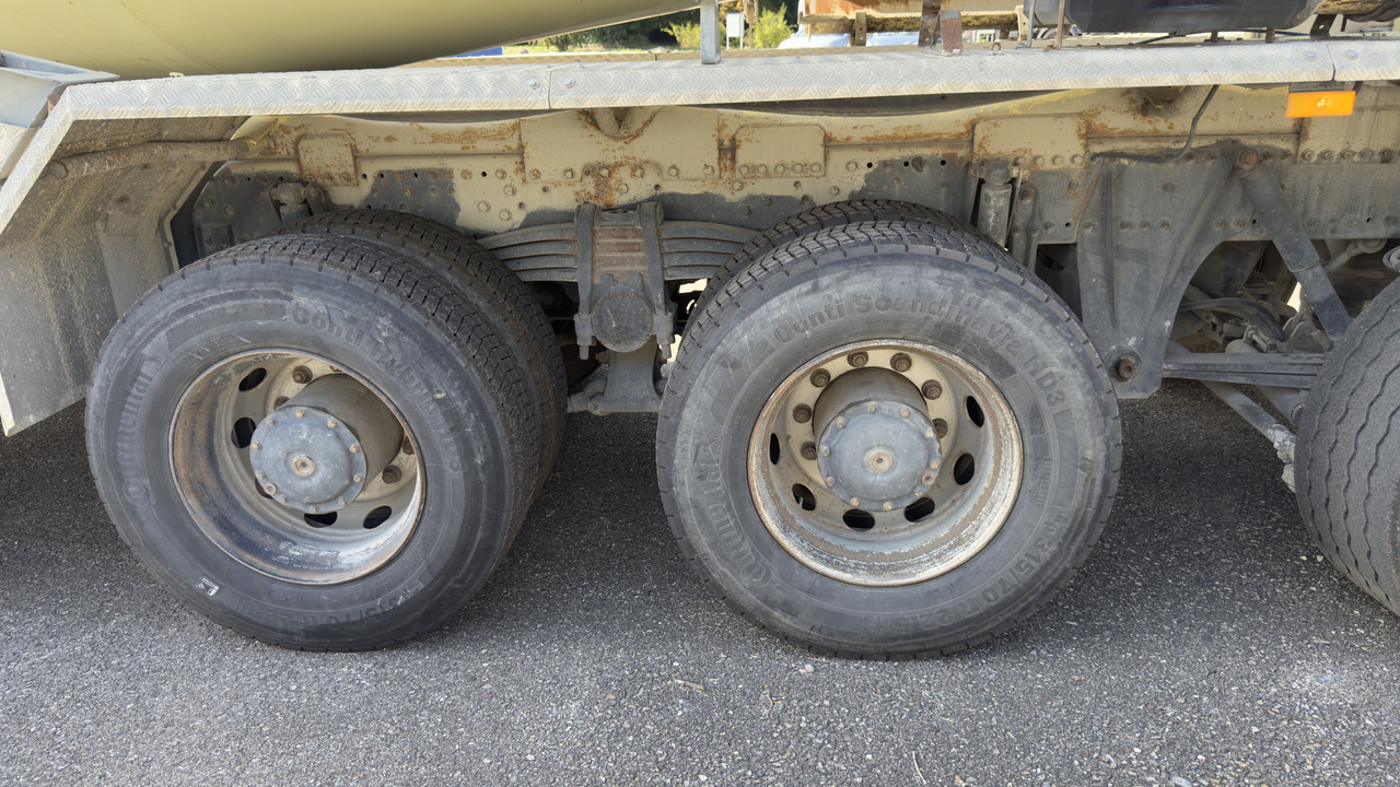 MERCEDES-BENZ Actros 4448 MP2 - Betongblander: bilde 4 MERCEDES-BENZ Actros 4448 MP2 - Betongblander: bilde 4