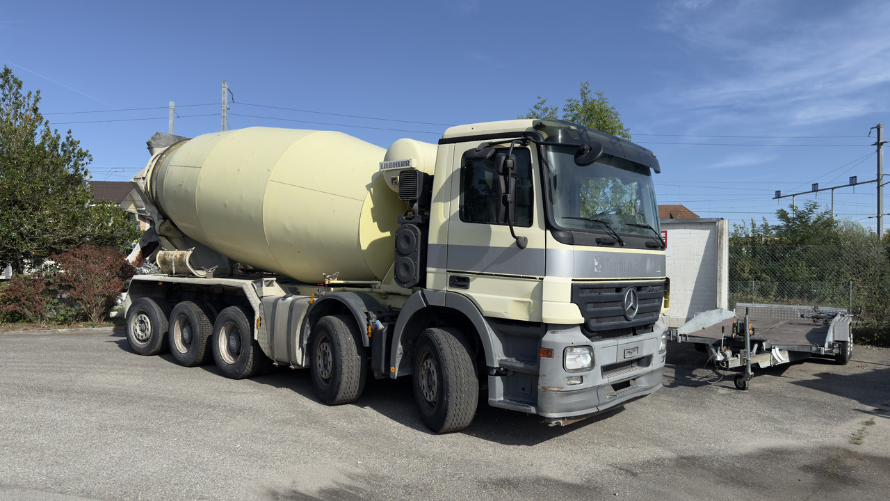 MERCEDES-BENZ Actros 4448 MP2 - Betongblander: bilde 2 MERCEDES-BENZ Actros 4448 MP2 - Betongblander: bilde 2