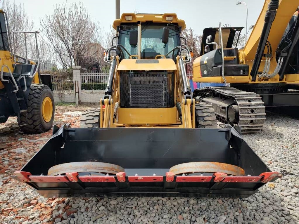 CAT 420F - Traktorgraver: bilde 2 CAT 420F - Traktorgraver: bilde 2