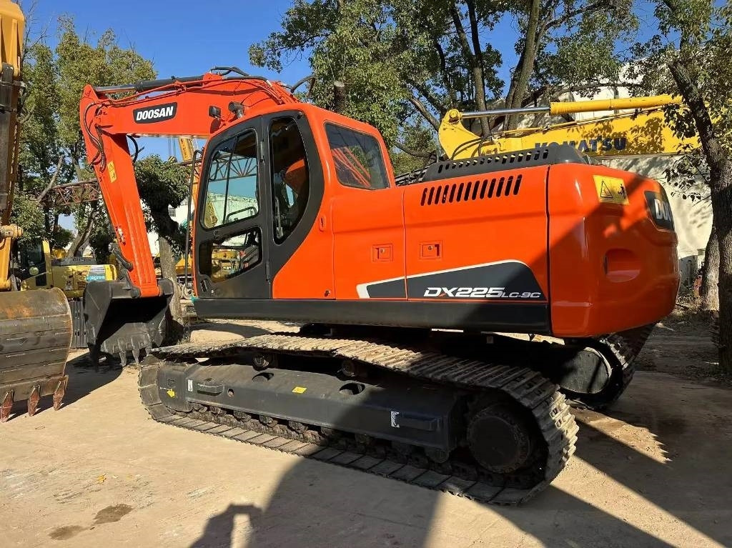 Doosan DX225LC-9C - Beltegraver: bilde 2 Doosan DX225LC-9C - Beltegraver: bilde 2