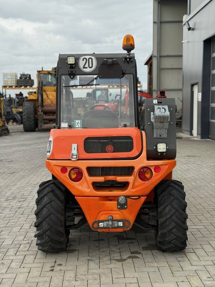 Ausa T 144 - Teleskoplastere: bilde 5 Ausa T 144 - Teleskoplastere: bilde 5