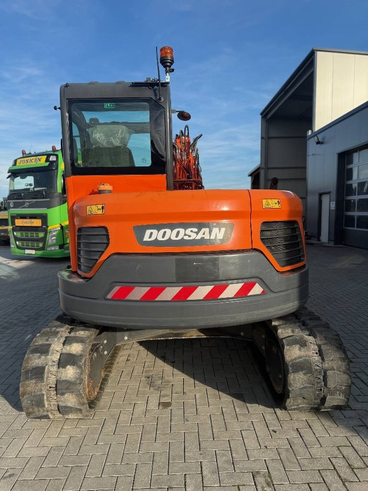 Doosan DX 85 R - Minigraver: bilde 4 Doosan DX 85 R - Minigraver: bilde 4