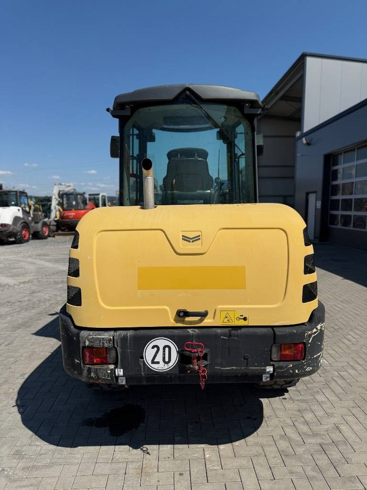 Yanmar V 80  - Hjullaster: bilde 4 Yanmar V 80  - Hjullaster: bilde 4