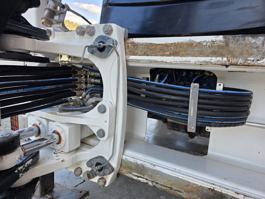 HIDROMEK HMK 102 B - Traktorgraver: bilde 4 HIDROMEK HMK 102 B - Traktorgraver: bilde 4