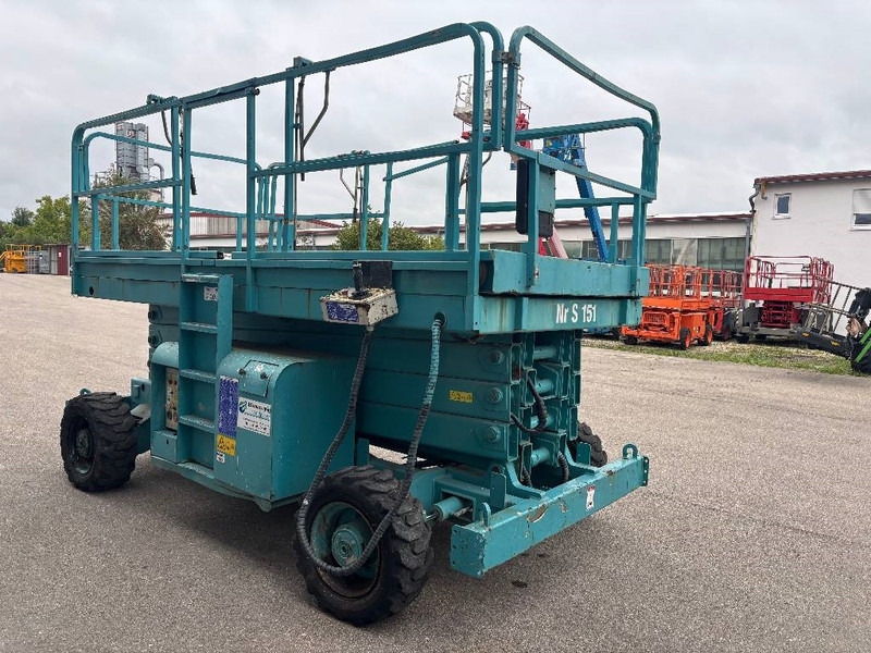 Haulotte H 12 SDX 12m Diesel Scherenarbeitsbühne - Sakselift: bilde 4 Haulotte H 12 SDX 12m Diesel Scherenarbeitsbühne - Sakselift: bilde 4