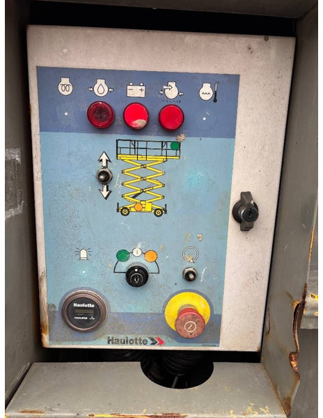 Haulotte H 15 SX - 15m Diesel Scherenarbeitsbühne - Sakselift: bilde 5 Haulotte H 15 SX - 15m Diesel Scherenarbeitsbühne - Sakselift: bilde 5