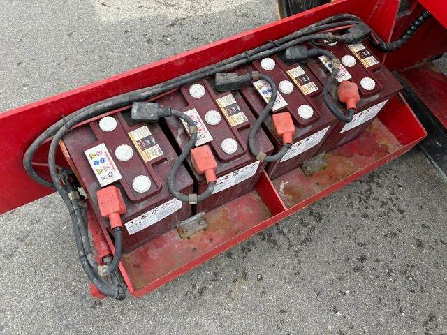 Sakselift Iteco IT8290 10,15m Arbeitsbühne *90cm Breite*: bilde 11 Sakselift Iteco IT8290 10,15m Arbeitsbühne *90cm Breite*: bilde 11