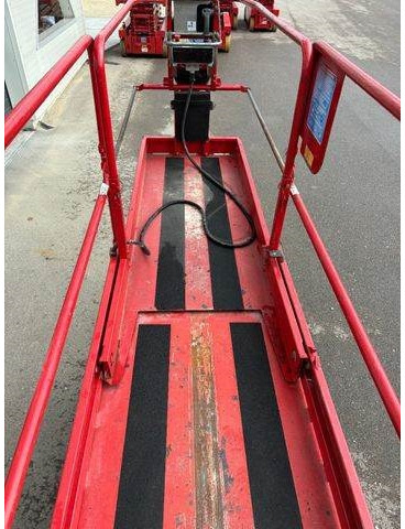 Sakselift Iteco IT8290 10,15m Arbeitsbühne *90cm Breite*: bilde 8 Sakselift Iteco IT8290 10,15m Arbeitsbühne *90cm Breite*: bilde 8