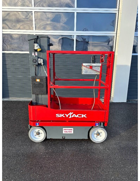 Skyjack SJ 16 - 6,75m Elektro Mastarbeitsbühne - Lift: bilde 2 Skyjack SJ 16 - 6,75m Elektro Mastarbeitsbühne - Lift: bilde 2
