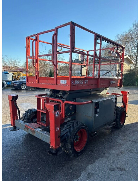 Skyjack SJ6832RT - 11,70m Diesel Scherenarbeitsbühne - Sakselift: bilde 4 Skyjack SJ6832RT - 11,70m Diesel Scherenarbeitsbühne - Sakselift: bilde 4