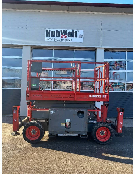 Skyjack SJ6832RT - 11,70m Diesel Scherenarbeitsbühne - Sakselift: bilde 1 Skyjack SJ6832RT - 11,70m Diesel Scherenarbeitsbühne - Sakselift: bilde 1