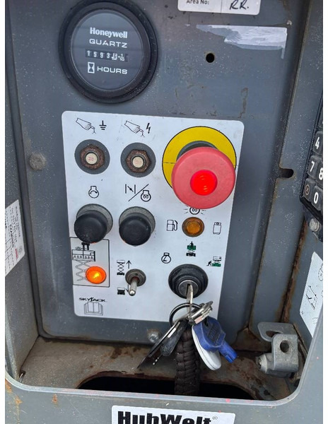 Skyjack SJ6832RT - 11,70m Diesel Scherenarbeitsbühne - Sakselift: bilde 5 Skyjack SJ6832RT - 11,70m Diesel Scherenarbeitsbühne - Sakselift: bilde 5