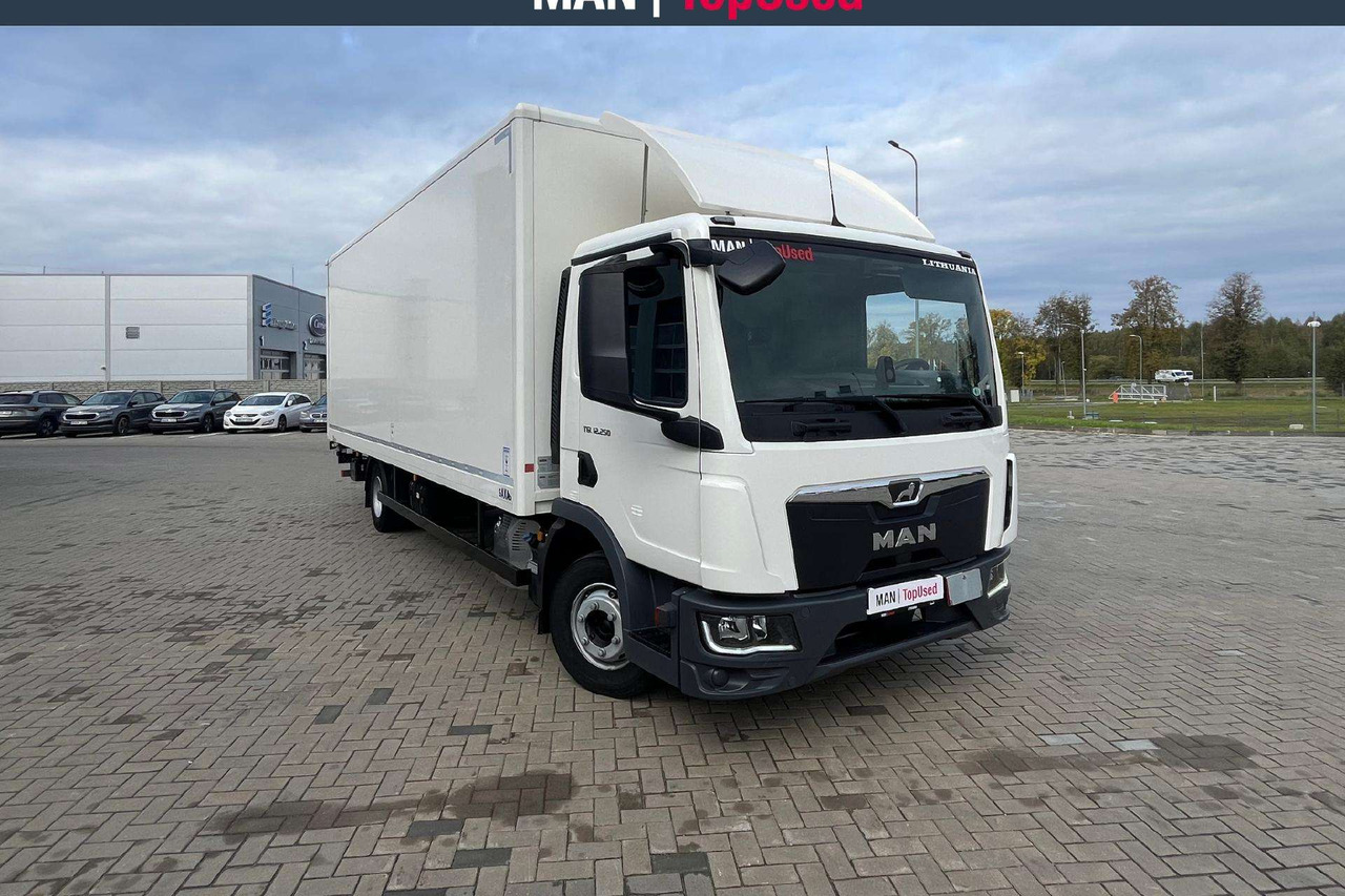 MAN 12.250 4x2 BL CH (8425) - Skapbil: bilde 2 MAN 12.250 4x2 BL CH (8425) - Skapbil: bilde 2