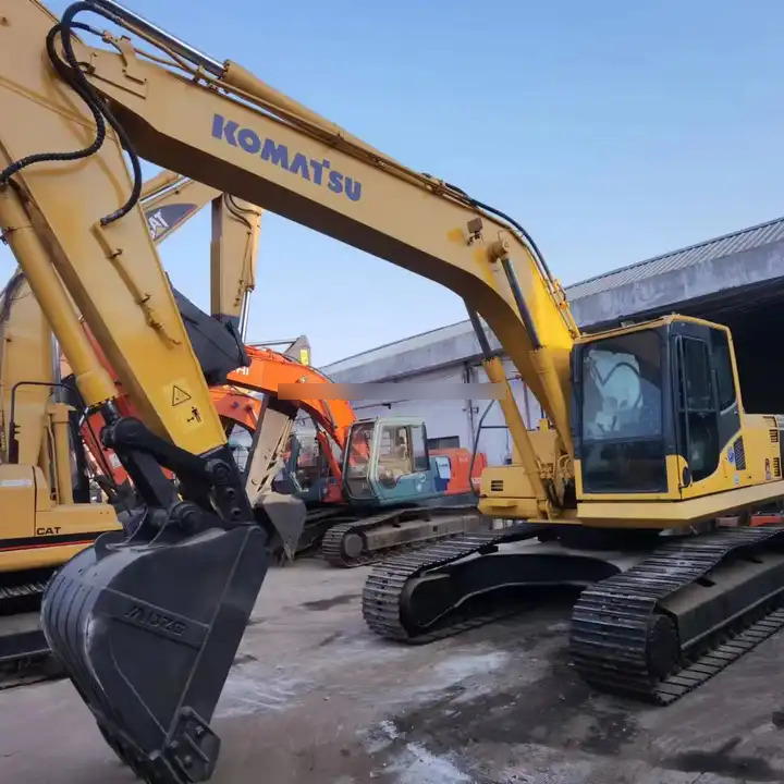 2022 model Komatsu 22 ton PC220-8 crawler digger PC200 Cheap used Original Japan PC220-8N crawler excavator original - Beltegraver: bilde 2 2022 model Komatsu 22 ton PC220-8 crawler digger PC200 Cheap used Original Japan PC220-8N crawler excavator original - Beltegraver: bilde 2