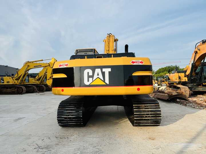 25ton Used Crawler Excavator Cat 325b,Second Hand Tracked Excavator Caterpillar 325bl With Best Price In Shanghai - Beltegraver: bilde 4 25ton Used Crawler Excavator Cat 325b,Second Hand Tracked Excavator Caterpillar 325bl With Best Price In Shanghai - Beltegraver: bilde 4