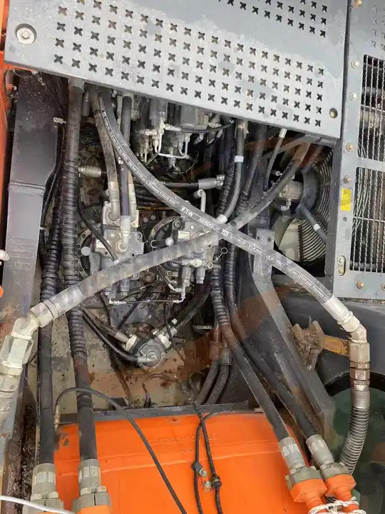 52 ton large mining used doosan dx520lc excavator 520 hydraulic crawler escavadeira dx520 - Gravemaskin: bilde 3 52 ton large mining used doosan dx520lc excavator 520 hydraulic crawler escavadeira dx520 - Gravemaskin: bilde 3