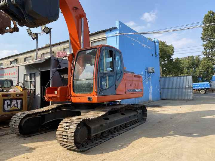 Best Selling DOOSAN excavator machine construction used machinery equipment dx225 DX60 DX70 DH60 DH220 used excavators in stock - Gravemaskin: bilde 5 Best Selling DOOSAN excavator machine construction used machinery equipment dx225 DX60 DX70 DH60 DH220 used excavators in stock - Gravemaskin: bilde 5