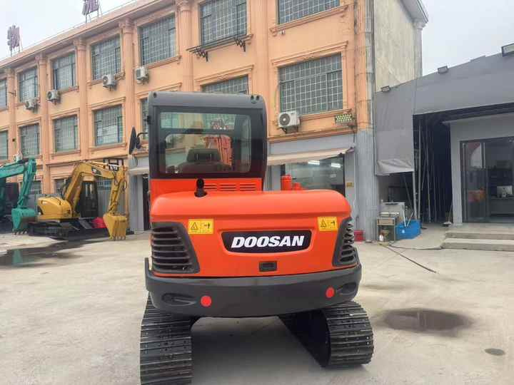 Doosan DX60 DX60-9c DH60-7 DX60W DX80 DX75 DX55 DH35 DH55 Used Mini Excavator Mas Maquinaria Municipal Y Ambiental - Gravemaskin: bilde 5 Doosan DX60 DX60-9c DH60-7 DX60W DX80 DX75 DX55 DH35 DH55 Used Mini Excavator Mas Maquinaria Municipal Y Ambiental - Gravemaskin: bilde 5