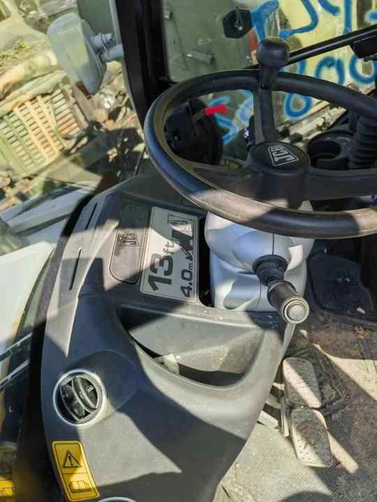 Hot sale Backhoe loader JCB 3CX 4*4 tlb loader UKmade, used cheap JCB 3CX retro loader and digger in good condition - Traktorgraver: bilde 3 Hot sale Backhoe loader JCB 3CX 4*4 tlb loader UKmade, used cheap JCB 3CX retro loader and digger in good condition - Traktorgraver: bilde 3