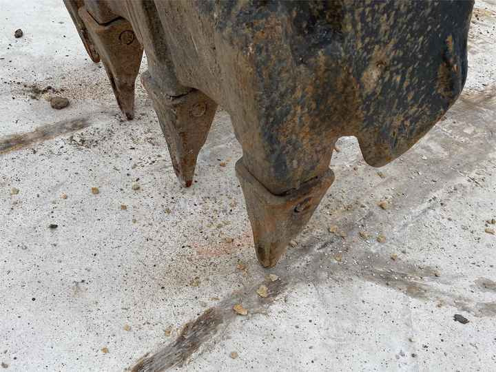 Hot sale Used Hitachi EX200-3 digger 20ton Excavator second hand excavator - Beltegraver: bilde 2 Hot sale Used Hitachi EX200-3 digger 20ton Excavator second hand excavator - Beltegraver: bilde 2