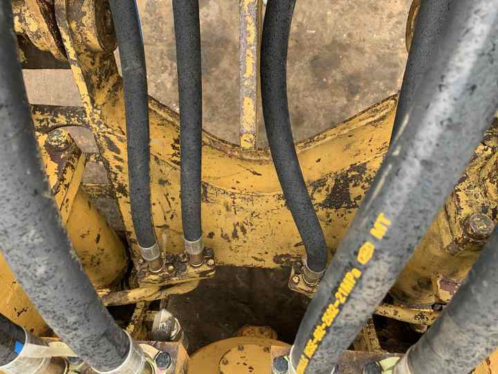 Japan Imported Caterpillar D7R Bulldozer Japan Original Cat D7G D7R D9n D8r Used Bulldozers - Bulldozer: bilde 4 Japan Imported Caterpillar D7R Bulldozer Japan Original Cat D7G D7R D9n D8r Used Bulldozers - Bulldozer: bilde 4