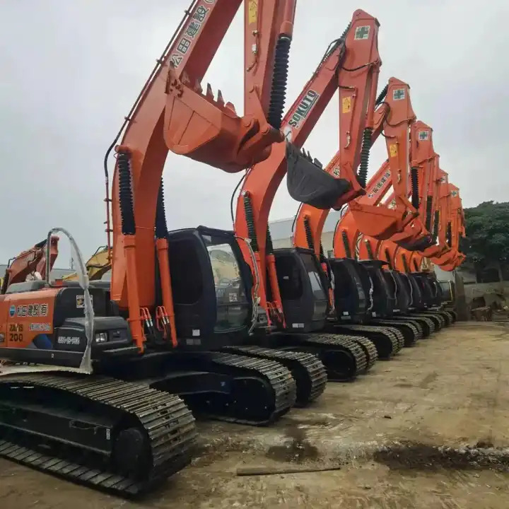 Japan Made Used Excavator Hitachi Ex200-1,Ex200 With Good Condition And Best Price Excavator Machine in Shanghai - Beltegraver: bilde 1 Japan Made Used Excavator Hitachi Ex200-1,Ex200 With Good Condition And Best Price Excavator Machine in Shanghai - Beltegraver: bilde 1