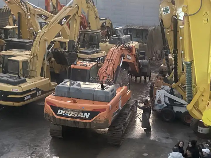Original Doosan Dx420 Used Excavator/few Working Hours Used 420 Doosan Excavator Dx420 In Stock - Beltegraver: bilde 5 Original Doosan Dx420 Used Excavator/few Working Hours Used 420 Doosan Excavator Dx420 In Stock - Beltegraver: bilde 5