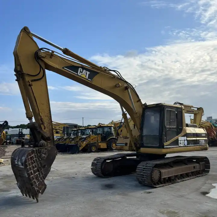 Original Japan Caterpillar Hydraulic Crawler Digger Cat320d Used Excavator Cat 320bl/325D/330bl/336D - Beltegraver: bilde 2 Original Japan Caterpillar Hydraulic Crawler Digger Cat320d Used Excavator Cat 320bl/325D/330bl/336D - Beltegraver: bilde 2